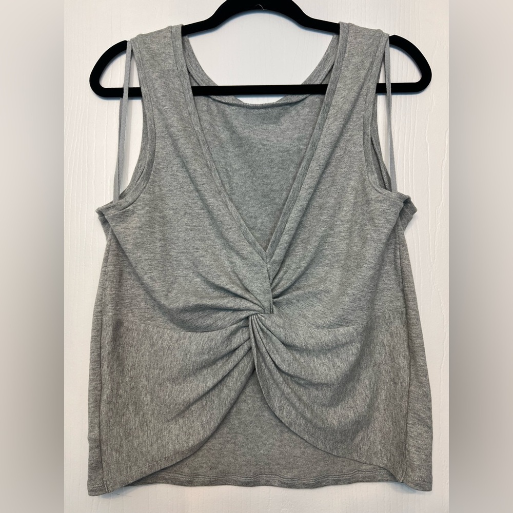 GAP Gray Sleeveless Women's Top